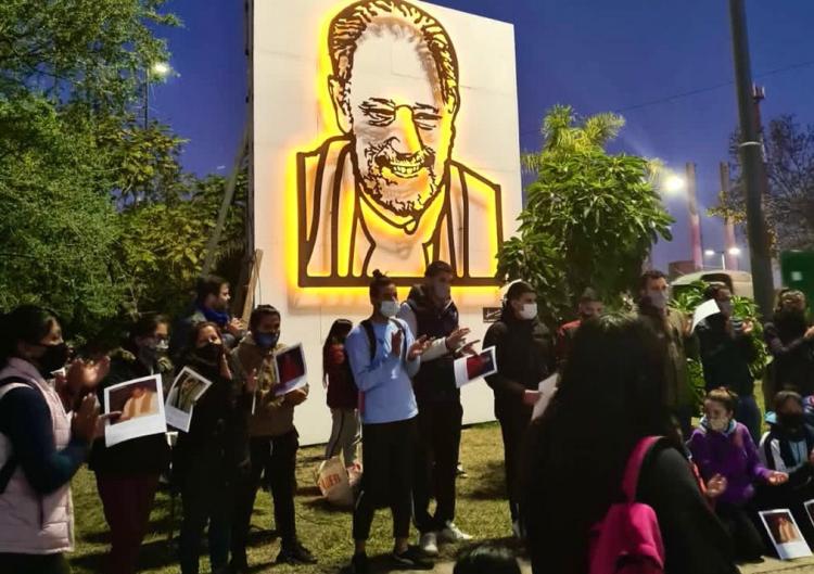 Homenaje al padre Rodolfo Ricciardelli en el barrio popular que lleva su nombre