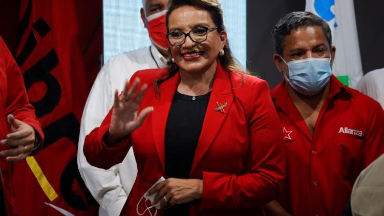 Honduras: Obispos piden a la presidenta electa que promueva el desarrollo auténtico Honduras: Obispos piden a la presidenta electa que promueva el desarrollo auténtico
