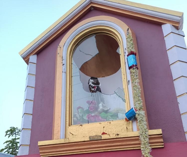 India: Iglesia vandalizada en las vísperas de Navidad India: Iglesia vandalizada en las vísperas de Navidad