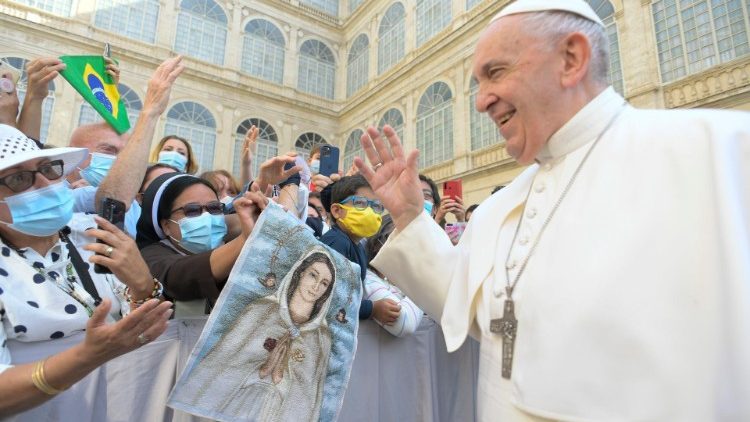 Jesús rezó por mí, por cada uno de nosotros y sigue haciéndolo, recordó Francisco Jesús rezó por mí, por cada uno de nosotros y sigue haciéndolo, recordó Francisco