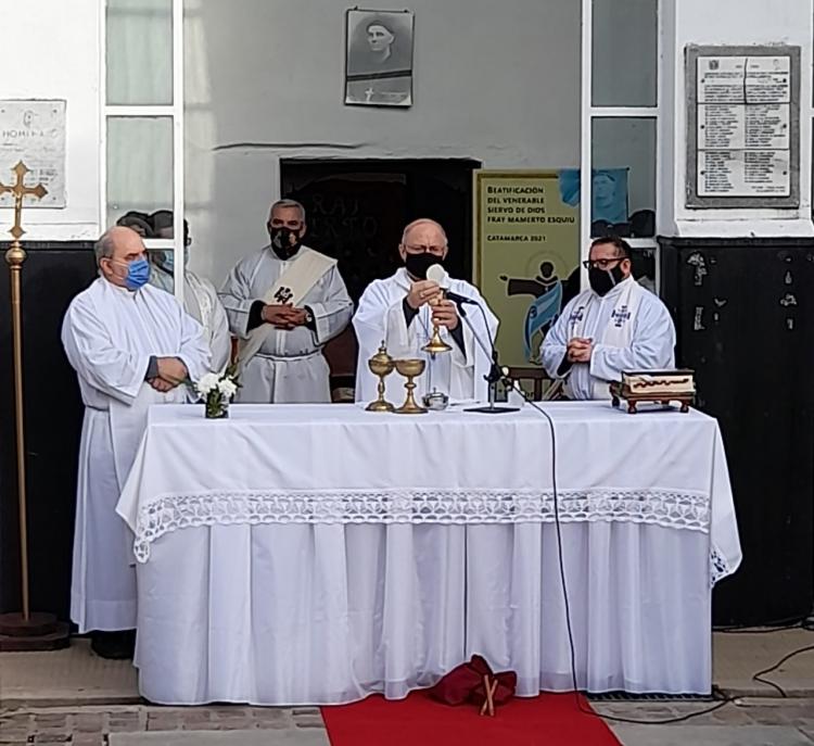 "Jubilosos y agradecidos", los catamarqueños recordaron a Fray Esquiú "Jubilosos y agradecidos", los catamarqueños recordaron a Fray Esquiú