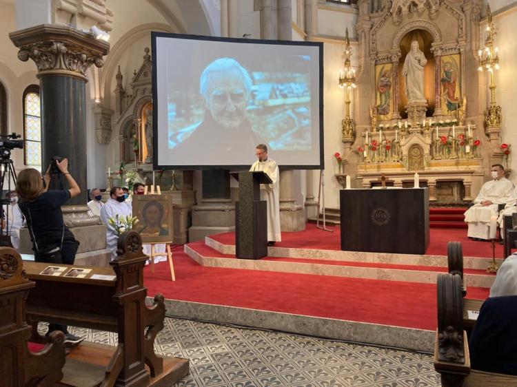La Cancillería argentina presente en la misa de luto del padre Ferenc Jalics La Cancillería argentina presente en la misa de luto del padre Ferenc Jalics
