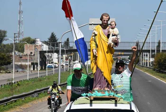 La Caravana de San José cruzó el corazón de La Matanza La Caravana de San José cruzó el corazón de La Matanza
