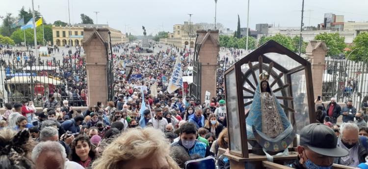 La diócesis de Merlo-Moreno peregrinó a Luján y comenzó su camino sinodal La diócesis de Merlo-Moreno peregrinó a Luján y comenzó su camino sinodal