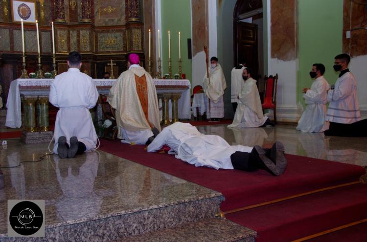 La diócesis de San Luis tiene un nuevo sacerdote La diócesis de San Luis tiene un nuevo sacerdote