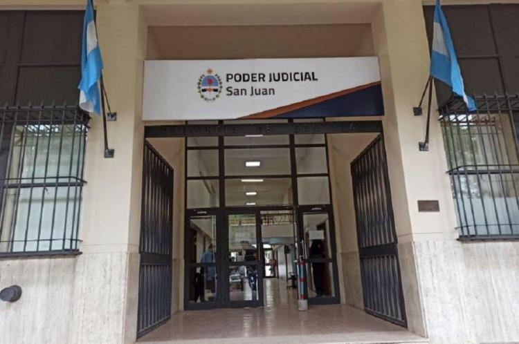 La Justicia sanjuanina aceptó el pedido de un hombre para que su expareja no aborte La Justicia sanjuanina aceptó el pedido de un hombre para que su expareja no aborte