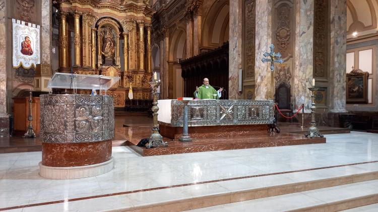 La misa del domingo será transmitida por radio, TV y redes sociales La misa del domingo será transmitida por radio, TV y redes sociales
