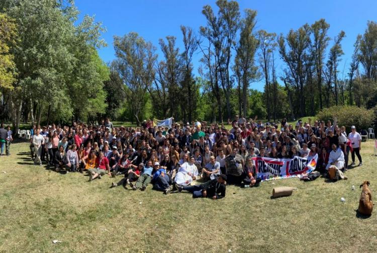 La Pastoral Juvenil de Nueve de Julio tuvo su campamento anual La Pastoral Juvenil de Nueve de Julio tuvo su campamento anual