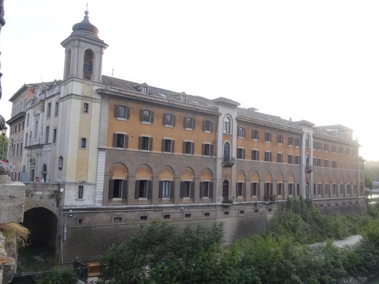 La Santa Sede recuperará la actividad de un histórico hospital romano en crisis económica