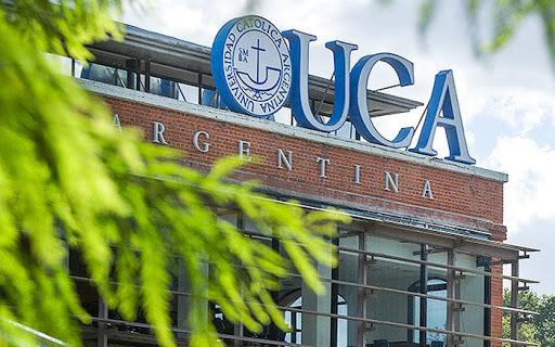 La UCA prepara aulas híbridas para brindar clases virtuales y presenciales en simultáneo La UCA prepara aulas híbridas para brindar clases virtuales y presenciales en simultáneo