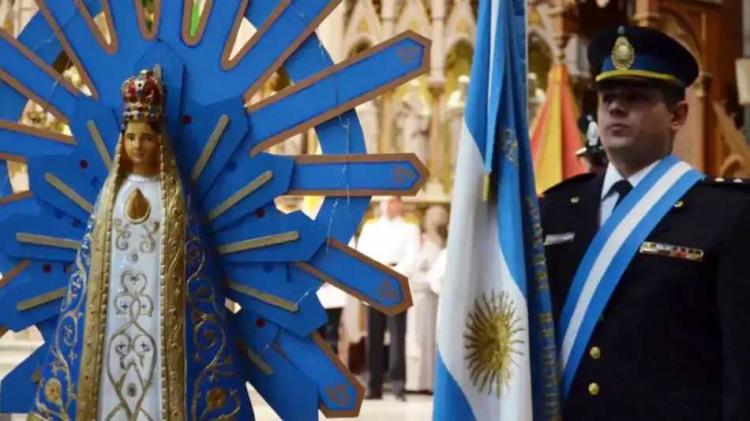 La Virgen de Luján cumple 75 años como patrona de la Policía Federal La Virgen de Luján cumple 75 años como patrona de la Policía Federal