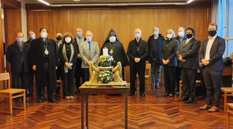 Los diferentes credos se unieron en oración por las víctimas del Covid Los diferentes credos se unieron en oración por las víctimas del Covid