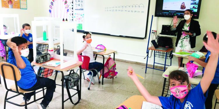 Los obispos argentinos saludaron a los educadores por su día Los obispos argentinos saludaron a los educadores por su día