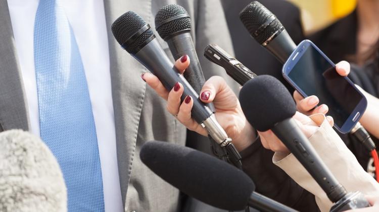 Los que trabajan en los Medios deben volver a aprender a escuchar, pide el Papa Los que trabajan en los Medios deben volver a aprender a escuchar, pide el Papa