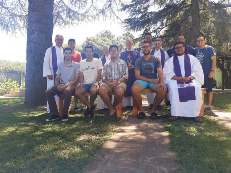 Los seminaristas de Venado Tuerto iniciaron el 2021 con un encuentro fraterno Los seminaristas de Venado Tuerto iniciaron el 2021 con un encuentro fraterno