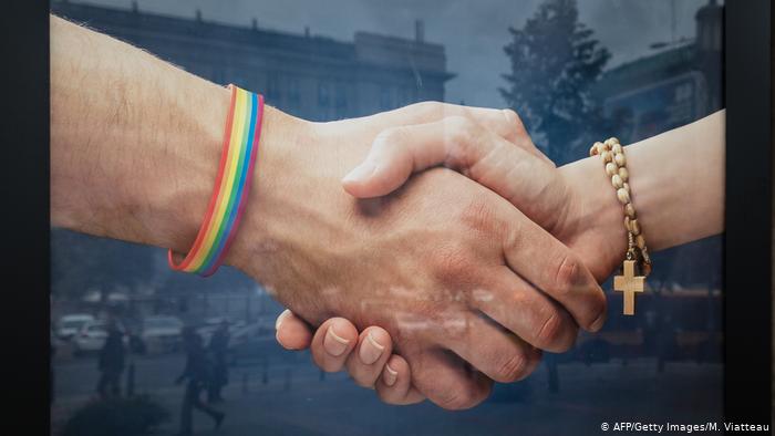Mons. Buenanueva fundamenta la decisión de no bendecir las uniones homosexuales Mons. Buenanueva fundamenta la decisión de no bendecir las uniones homosexuales