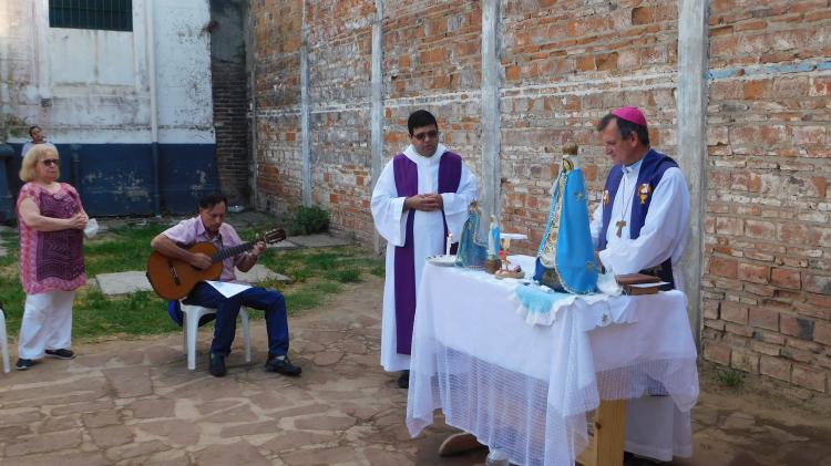 Mons. Canecín celebró la Navidad en la Unidad Penal Nº 8 de Goya Mons. Canecín celebró la Navidad en la Unidad Penal Nº 8 de Goya