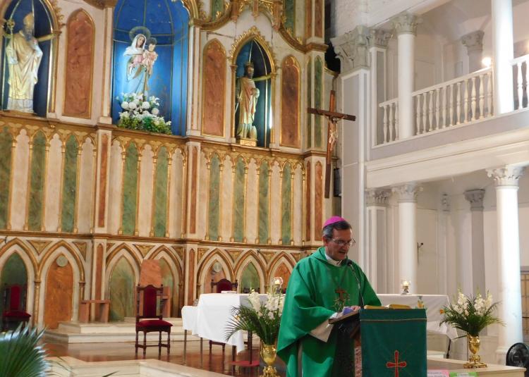 Mons. Canecín: "Jesús al elegir hacerse pobre quiso dejarnos un sacramento" Mons. Canecín: "Jesús al elegir hacerse pobre quiso dejarnos un sacramento"