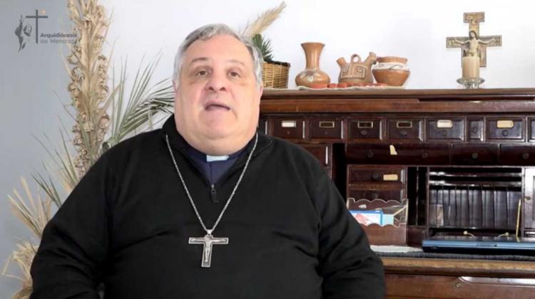 Mons. Colombo llama a mirar hacia adelante y no dejarse abatir Mons. Colombo llama a mirar hacia adelante y no dejarse abatir