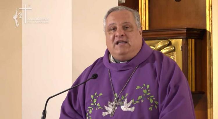 Mons. Colombo rescata el verdadero sentido de las leyes Mons. Colombo rescata el verdadero sentido de las leyes