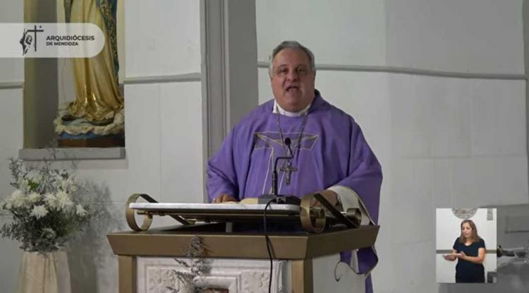 Mons. Colombo: "Urge hacernos más sencillos y disponibles a la acción de Dios" Mons. Colombo: "Urge hacernos más sencillos y disponibles a la acción de Dios"