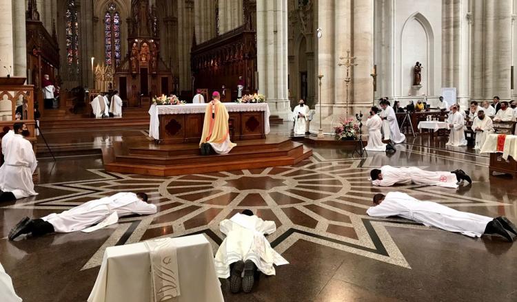Mons. Fernández a nuevos presbíteros: "Están llamados a ser instrumentos de gracia" Mons. Fernández a nuevos presbíteros: "Están llamados a ser instrumentos de gracia"