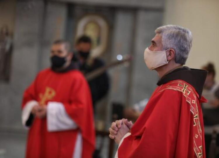 Mons. Larregain preside celebraciones en distintas comunidades correntinas