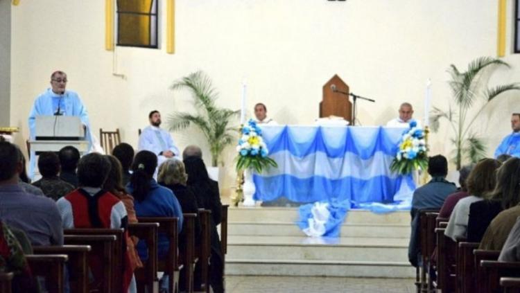 Mons. Martínez alentó la cultura de la solidaridad Mons. Martínez alentó la cultura de la solidaridad