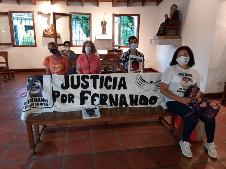 Mons. Mestre pidió justicia y paz por Fernando Báez Sosa Mons. Mestre pidió justicia y paz por Fernando Báez Sosa