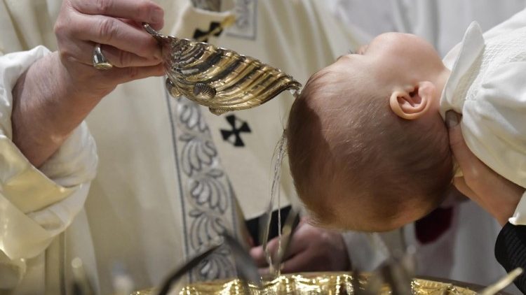 Mons. Mestre: Por el bautismo, sacerdotes, profetas y reyes Mons. Mestre: Por el bautismo, sacerdotes, profetas y reyes