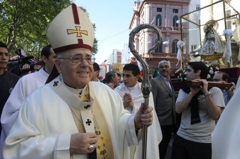 Mons. Mollaghan celebra sus bodas de oro sacerdotales Mons. Mollaghan celebra sus bodas de oro sacerdotales