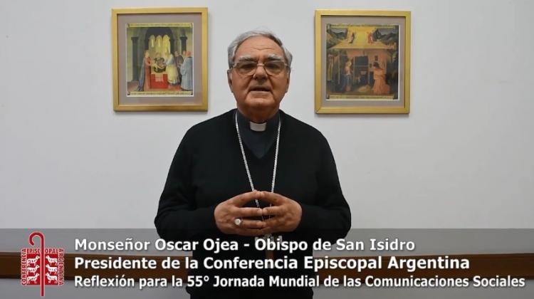 Mons. Ojea valoró la vocación de servicio a la verdad de los comunicadores