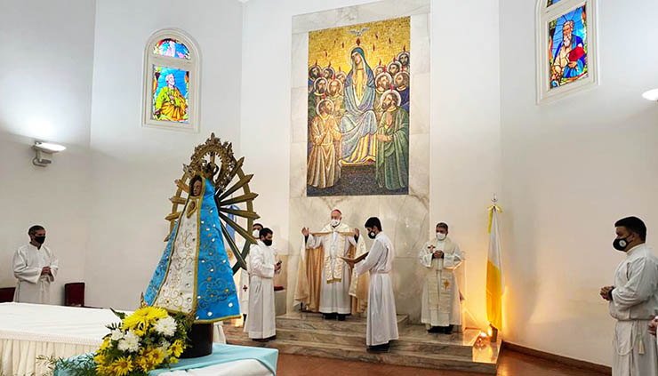 Mons. Puiggari anima a no bajar los brazos y a reaccionar amando Mons. Puiggari anima a no bajar los brazos y a reaccionar amando