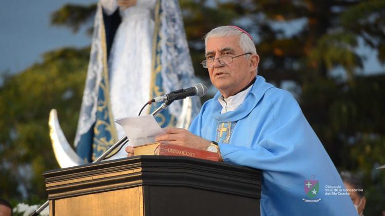 Mons. Uriona pidió a la Virgen que ayude a buscar nuevos caminos de evangelización Mons. Uriona pidió a la Virgen que ayude a buscar nuevos caminos de evangelización