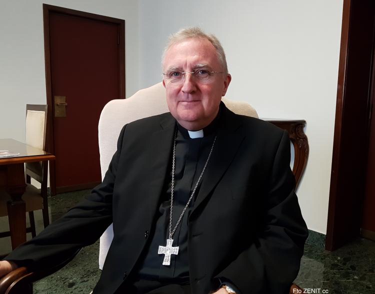 Monseñor Arthur Roche nuevo prefecto del Culto Divino Monseñor Arthur Roche nuevo prefecto del Culto Divino