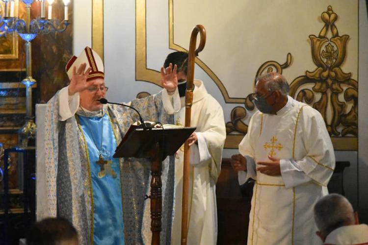 Nuestra Señora de Aránzazu recibió el título de Basílica Menor Nuestra Señora de Aránzazu recibió el título de Basílica Menor
