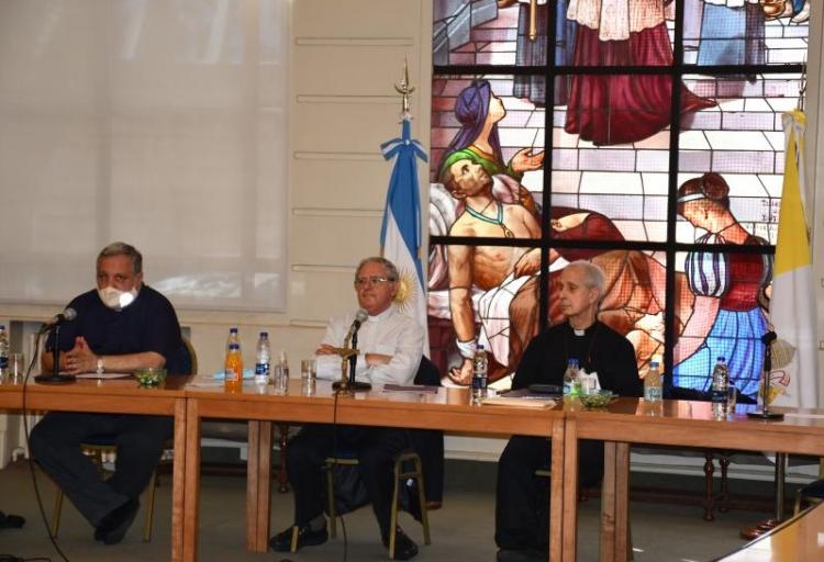 Reunión semipresencial de la Comisión Permanente de la CEA Reunión semipresencial de la Comisión Permanente de la CEA