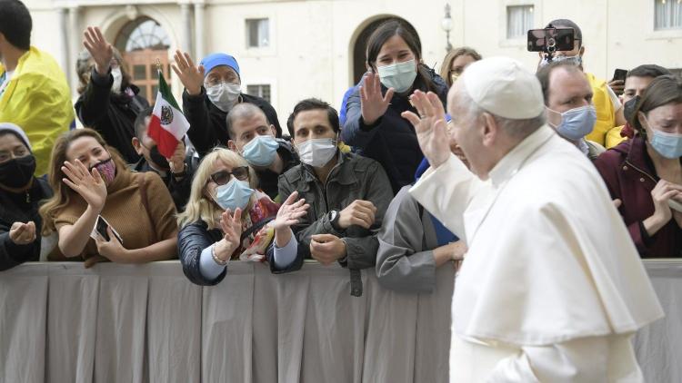 Rezar siempre, más allá de la pereza y la distracción, alentó el Papa Rezar siempre, más allá de la pereza y la distracción, alentó el Papa