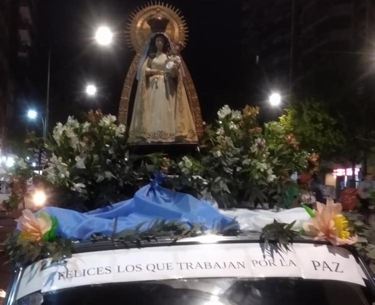 Rosario marchó con la Virgen por paz y justicia en la ciudad Rosario marchó con la Virgen por paz y justicia en la ciudad