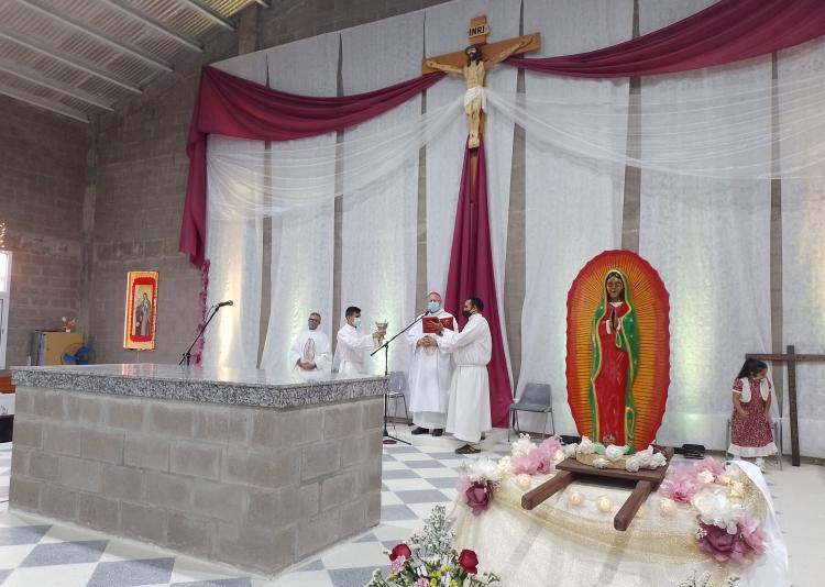 Valle Chico inauguró su primer templo en honor a la Virgen de Guadalupe Valle Chico inauguró su primer templo en honor a la Virgen de Guadalupe
