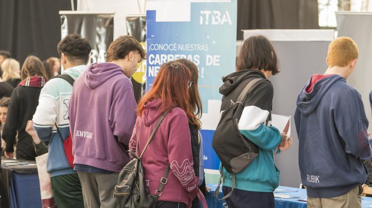 4.500 estudiantes en la Jornada de Orientación Vocacional en San Isidro 4.500 estudiantes en la Jornada de Orientación Vocacional en San Isidro