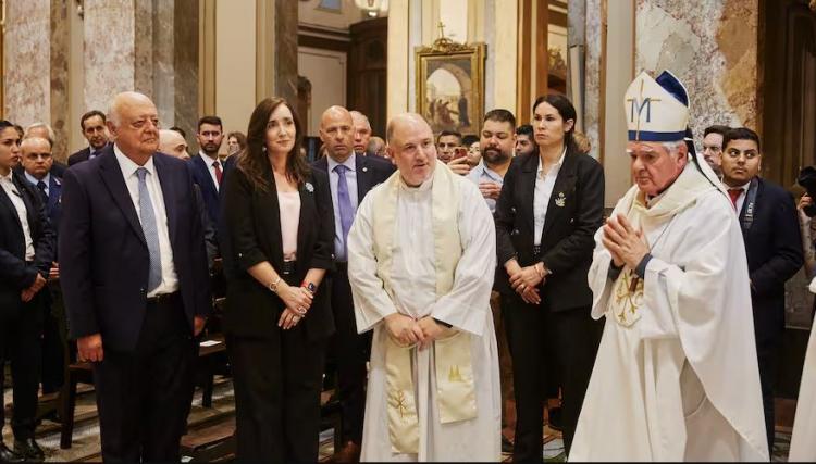 Misa a 40 años del Tratado de Amistad con Chile: 'La paz, un regalo que invita a la misión' Misa a 40 años del Tratado de Amistad con Chile: 'La paz, un regalo que invita a la misión'