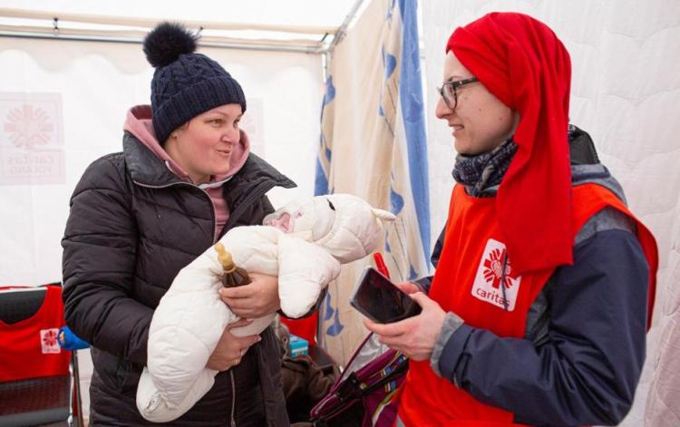 A un mes del inicio de la guerra, Cáritas advierte sobre una crisis humanitaria sin precedentes