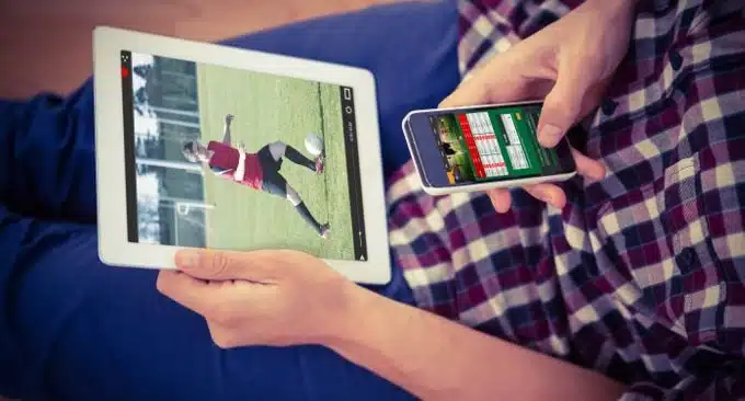 Adolescentes y apuestas online: una investigación con participación de escuelas católicas Adolescentes y apuestas online: una investigación con participación de escuelas católicas
