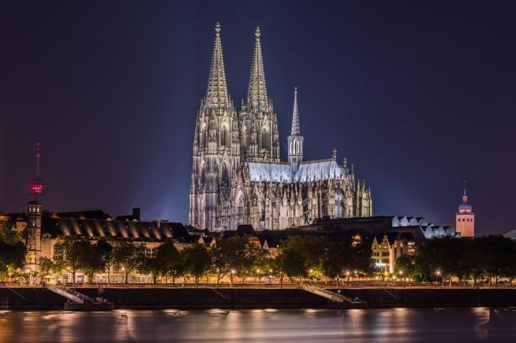 Alemania: La Catedral de Colonia inicia su 700 aniversario Alemania: La Catedral de Colonia inicia su 700 aniversario