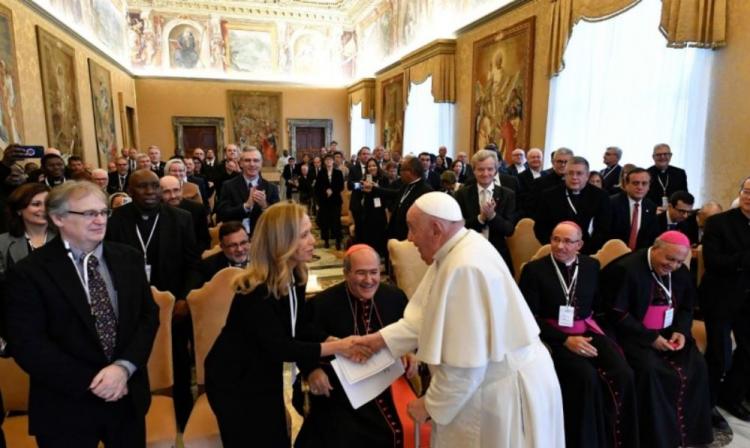 El Papa, a universidades católicas: Alimentar la sabiduría y la humanidad El Papa, a universidades católicas: Alimentar la sabiduría y la humanidad