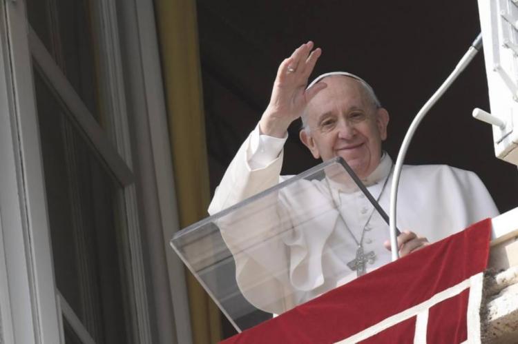 Ángelus: "Jesús nos da la clave para alcanzar la verdadera felicidad" Ángelus: "Jesús nos da la clave para alcanzar la verdadera felicidad"