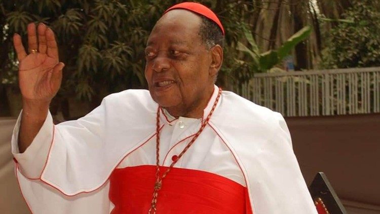 Angola: falleció el cardenal do Nascimento, el más longevo de la Iglesia Angola: falleció el cardenal do Nascimento, el más longevo de la Iglesia