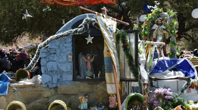 Bajo la sombra del churqui, la Puna celebró el 27º Encuentro de Pesebres Rurales