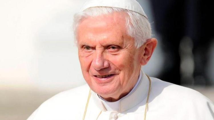 Benedicto XVI, pastor sabio y humilde Benedicto XVI, pastor sabio y humilde